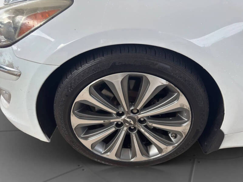 2014 Hyundai Genesis 5.0L R-Spec