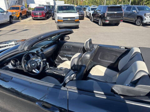 2022 Ford Mustang EcoBoost Premium