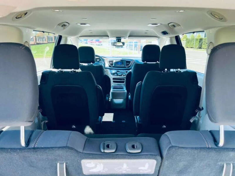 2019 Chrysler Pacifica Touring Plus