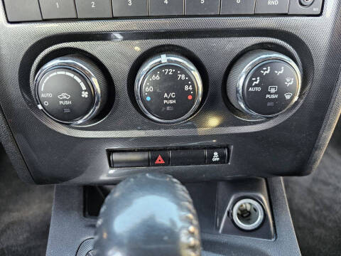 2012 Dodge Challenger SXT