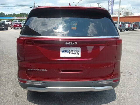 2022 Kia Carnival SX