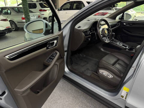 2020 Porsche Macan