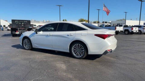 2021 Toyota Avalon Hybrid Limited