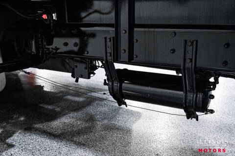 2005 Freightliner M2 106