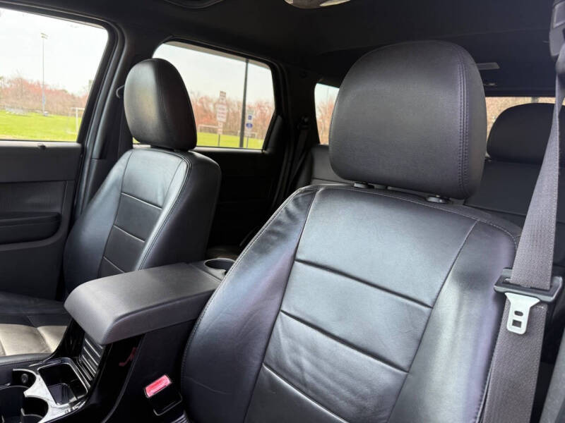 2011 Ford Escape Limited