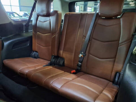 2016 Cadillac Escalade ESV Luxury Collection