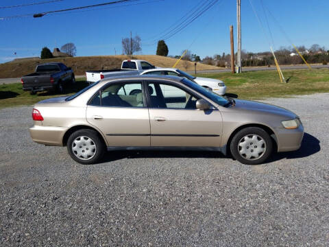 2000 Honda Accord for sale at CAR-MART AUTO SALES in Maryville TN