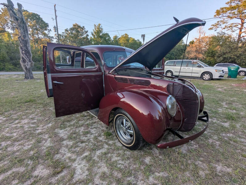 1938 Ford Deluxe
