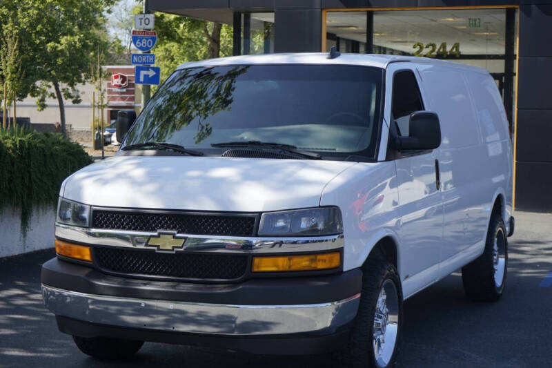 2021 Chevrolet Express 2500