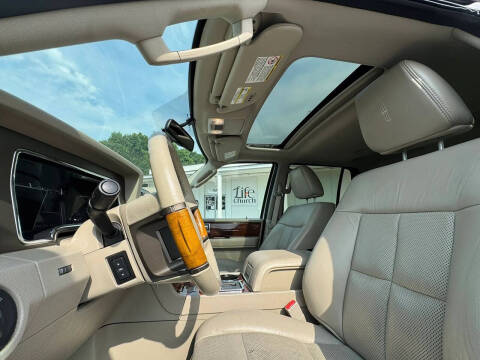 2011 Lincoln Navigator