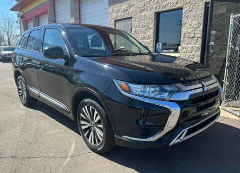 2020 Mitsubishi Outlander for sale at MIDWEST CAR SEARCH in Fridley MN