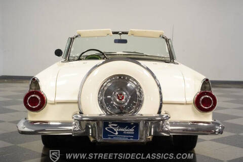 1956 Ford Thunderbird