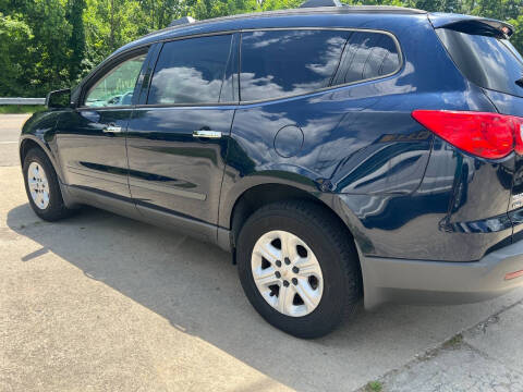2011 Chevrolet Traverse LS