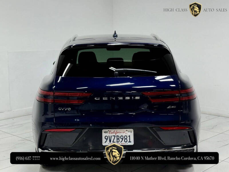2026 Genesis GV70