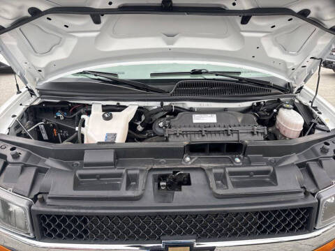 2024 Chevrolet Express 2500