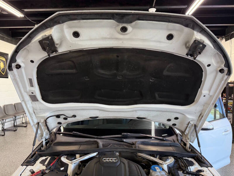 2017 Audi A4 2.0T quattro Premium Plus