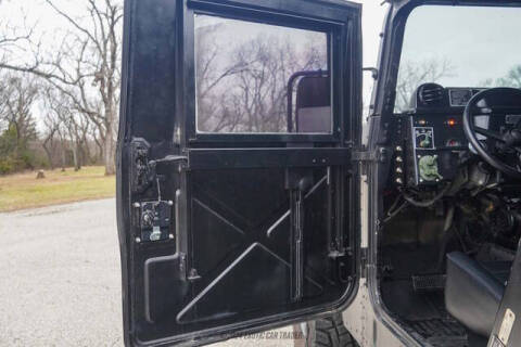 2008 AM General Hummer