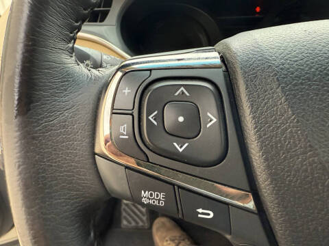 2018 Toyota Avalon Hybrid XLE Premium