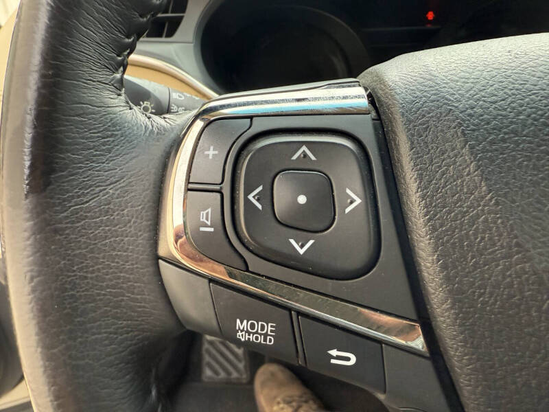 2018 Toyota Avalon Hybrid XLE Premium