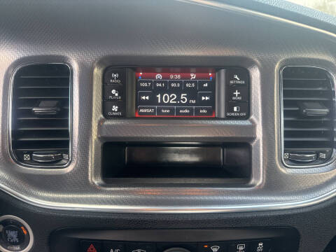 2011 Dodge Charger SE