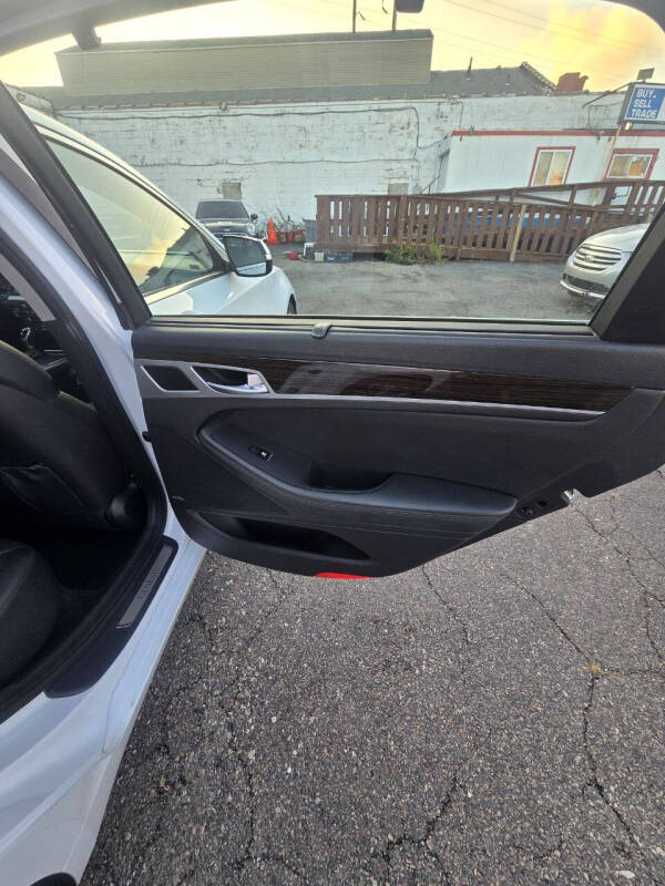 2015 Hyundai Genesis 3.8L