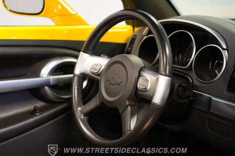 2004 Chevrolet SSR LS