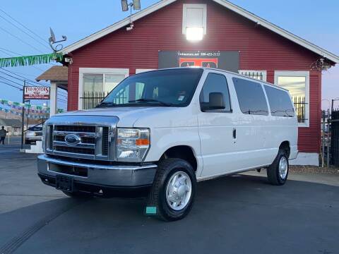 2008 Ford E-Series Wagon for sale at Ted Motors Co in Yakima WA
