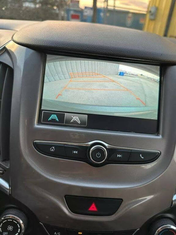 2017 Chevrolet Cruze LT Auto