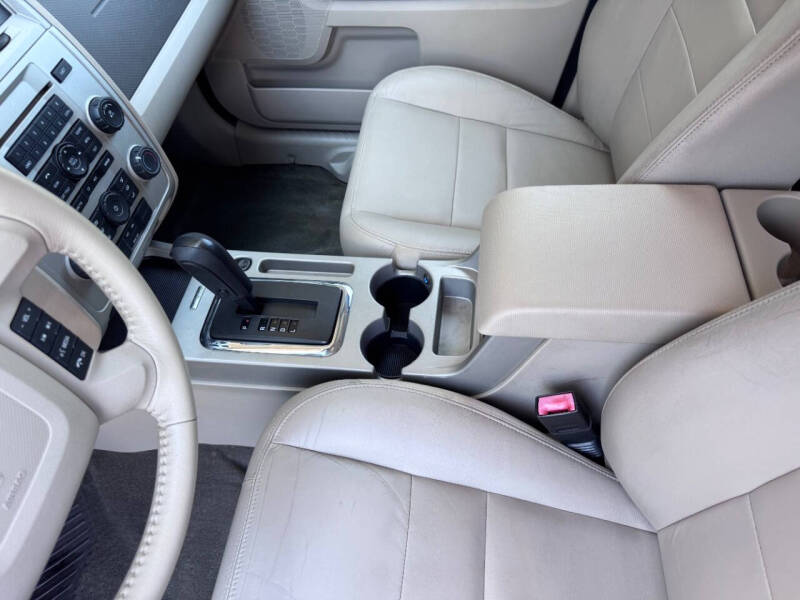 2009 Ford Escape XLT