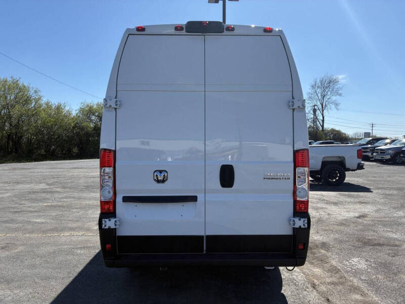2024 RAM ProMaster
