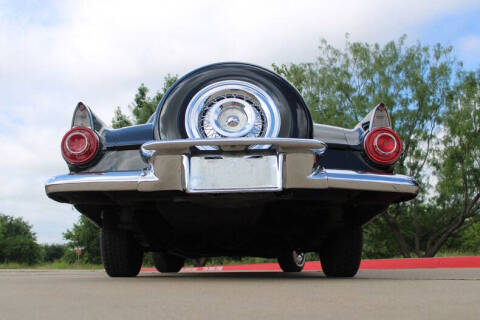 1956 Ford Thunderbird