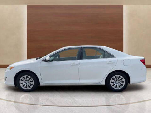 2013 Toyota Camry LE