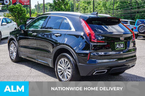 2025 Cadillac XT4 Premium Luxury