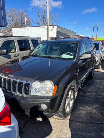 2005 Jeep Grand Cherokee for sale at G T Motorsports in Racine WI
