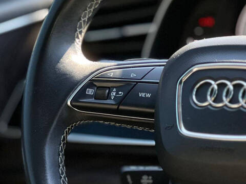 2021 Audi Q8 quattro Premium 55 TFSI