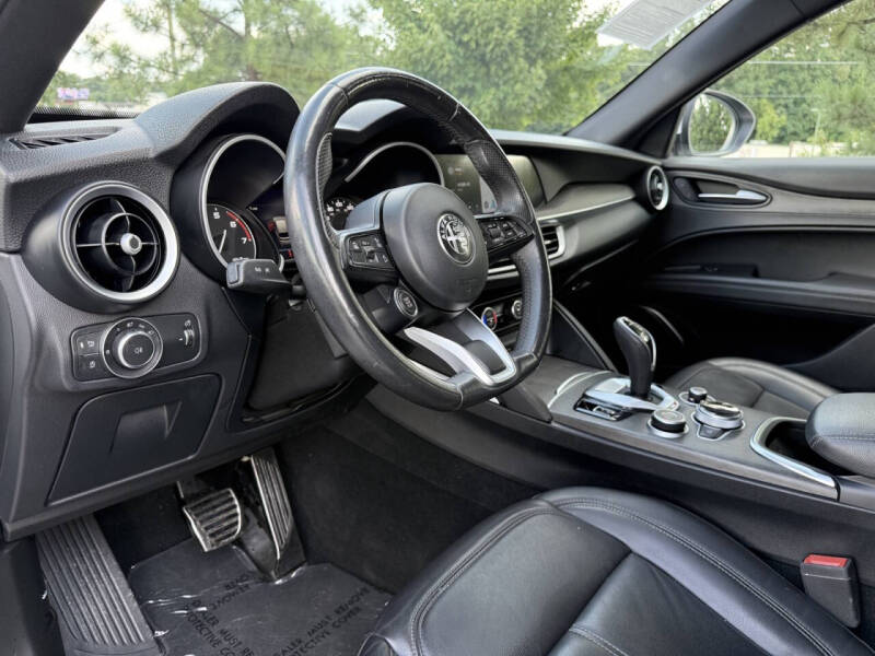 2022 Alfa Romeo Stelvio Ti