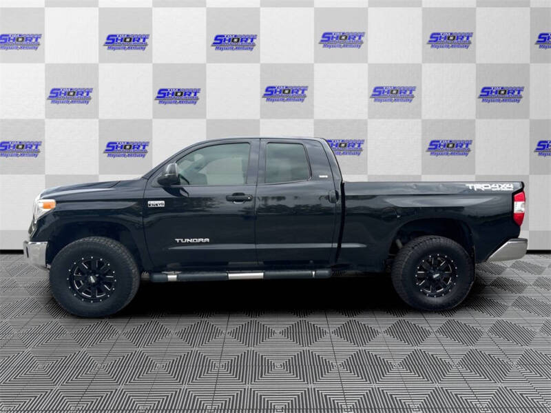 Used 2017 Toyota Tundra SR5 with VIN 5TFUW5F18HX629618 for sale in Maysville, KY