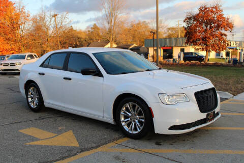 2017 Chrysler 300 Limited