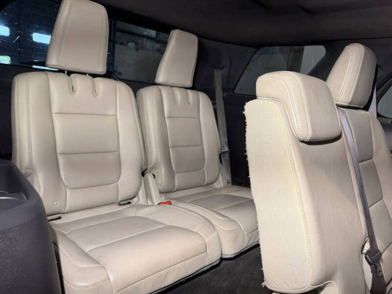 2011 Ford Explorer XLT