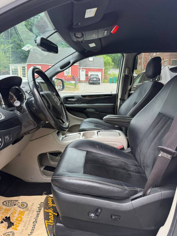 2017 Dodge Grand Caravan SXT