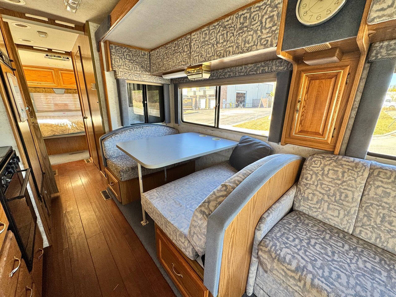 1996 Winnebago Adventurer for sale at Saccucci's Of Schaumburg in Schaumburg, IL