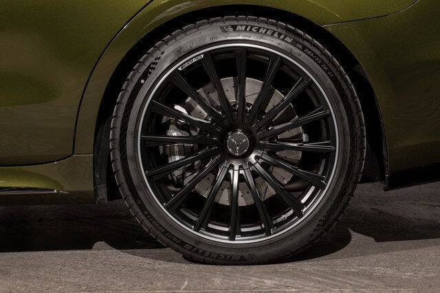 2025 Mercedes-Benz S-Class AMG S 63 E Performance