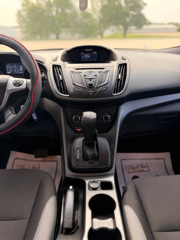 2015 Ford Escape S