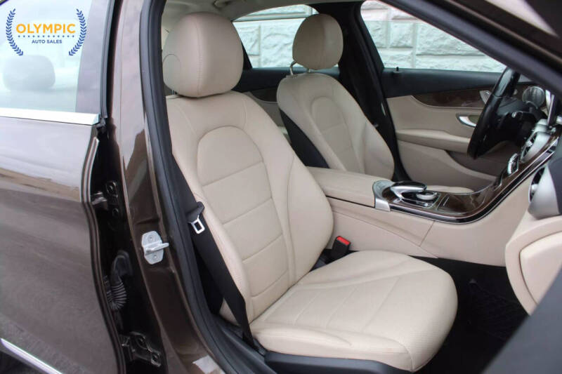 2015 Mercedes-Benz C-Class C 300