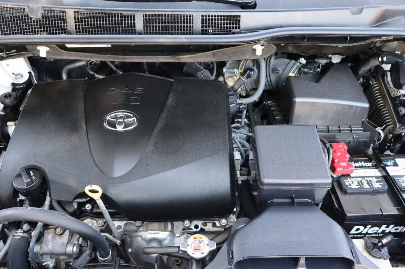 2018 Toyota Sienna L 7-Passenger