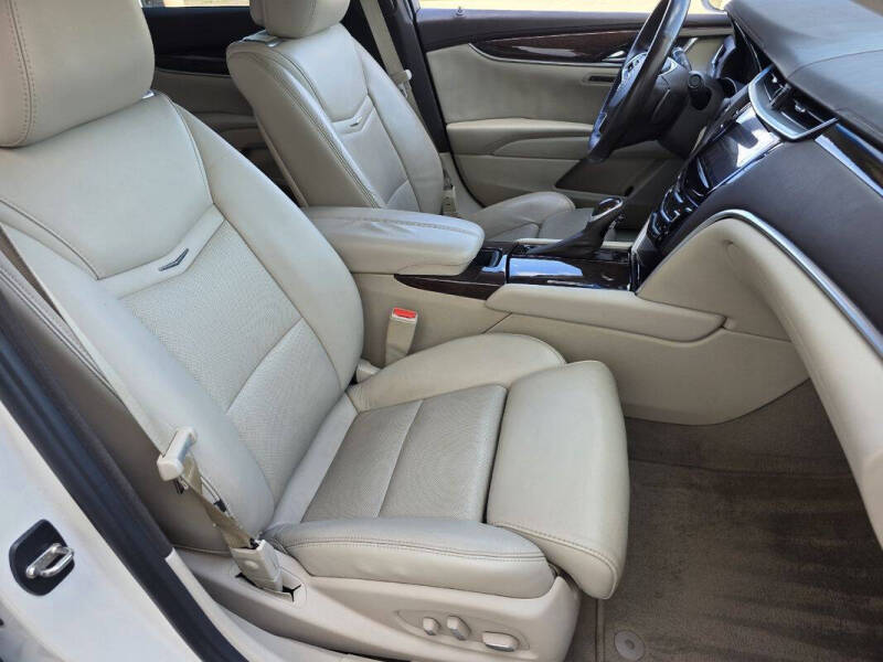 2014 Cadillac XTS Premium Collection