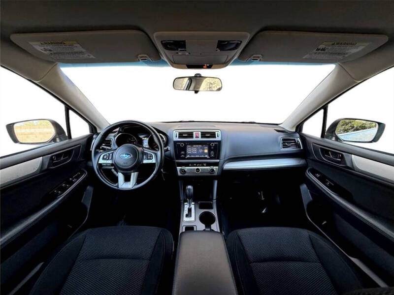 2017 Subaru Outback 2.5i