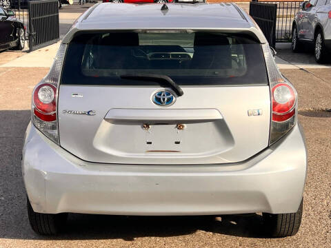 2012 Toyota Prius c Two