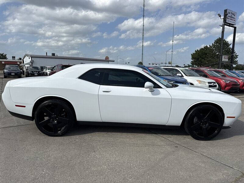 2015 Dodge Challenger SXT
