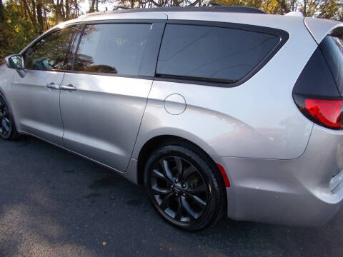 2019 Chrysler Pacifica Touring L Plus